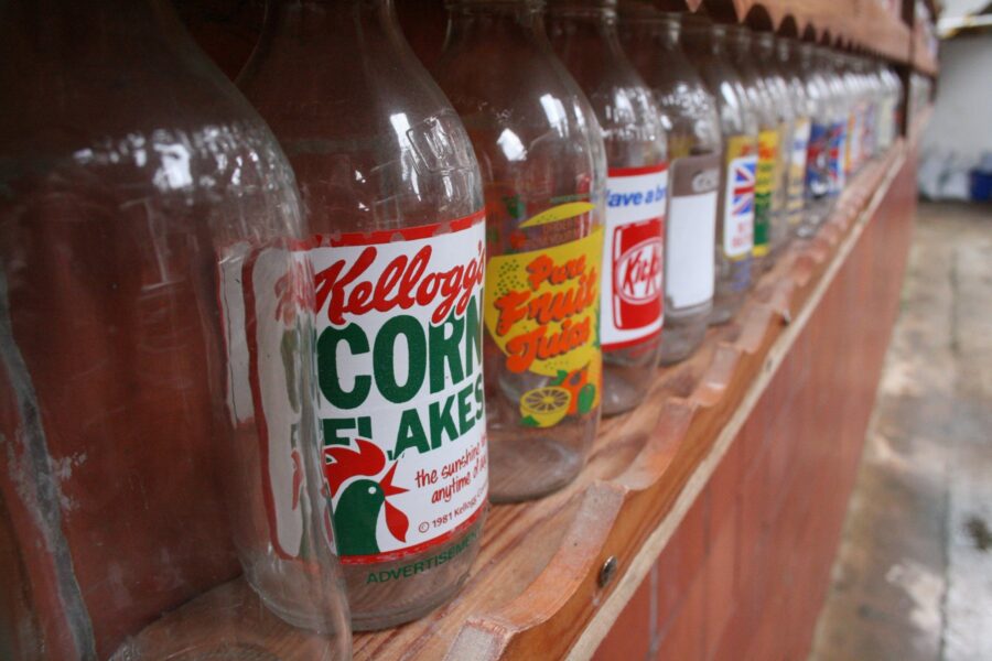Kellogg's Corn Flakes Cereal Original 18 oz — Front view