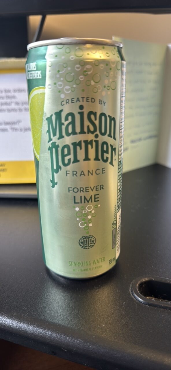 Perrier Sparkling Mineral Water Lime 11.15 fl oz — Front view