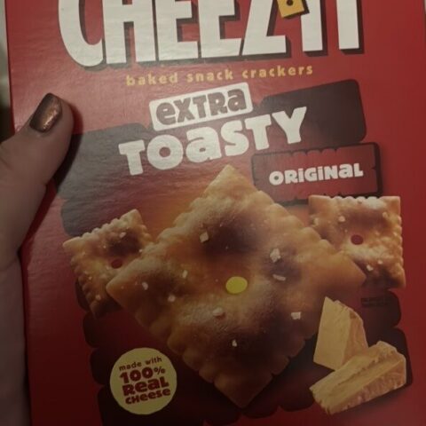 Cheez-It Baked Snack Crackers Extra Toasty 7 oz — front of pack