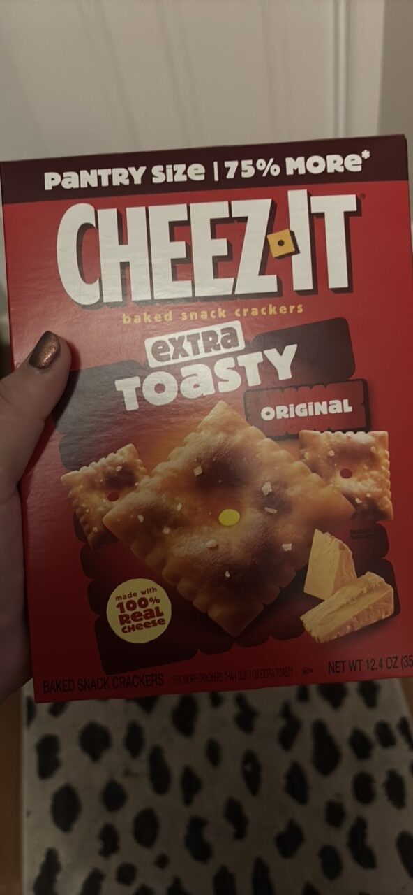 Cheez-It Baked Snack Crackers Extra Toasty 7 oz — Front view