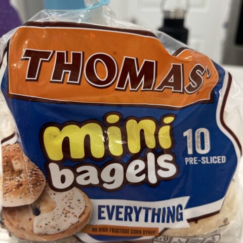 Thomas' Bagels Everything 6-Count — front of pack