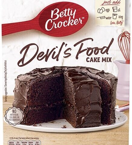 Betty Crocker Cake Mix Devils Food 13.25 oz — front of pack