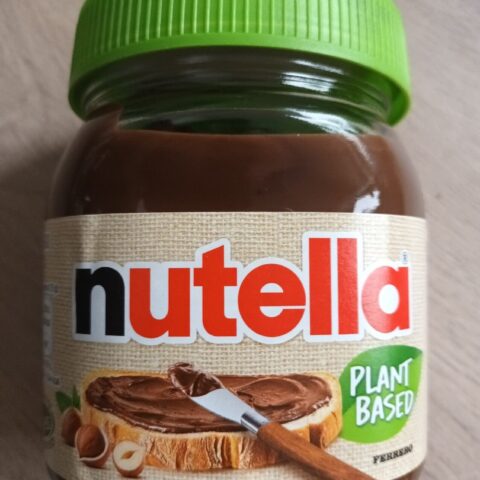 Nutella Hazelnut Spread Original 7.7 oz — front of pack