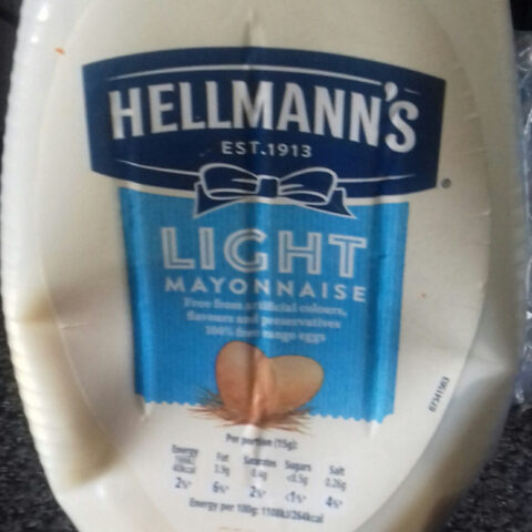 Hellmann's Mayonnaise Light 20 oz — front of pack