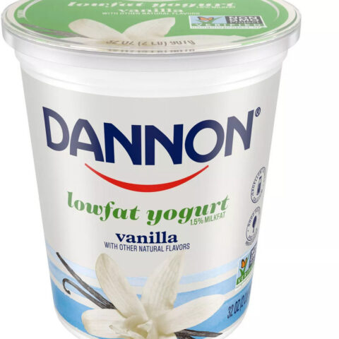 Dannon Lowfat Yogurt Vanilla 6 oz — front of pack