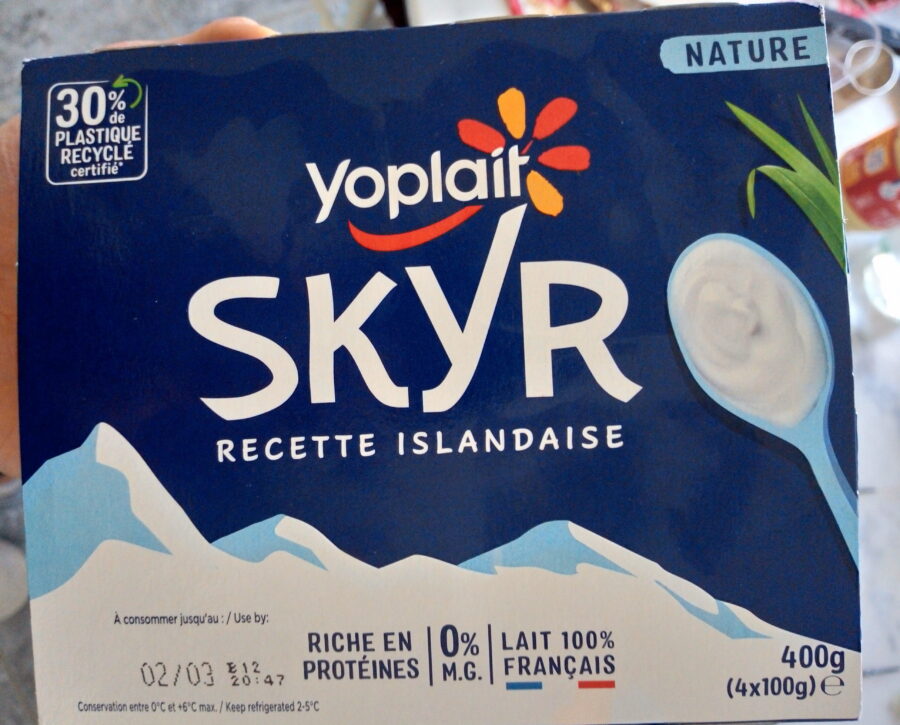 Yoplait Original Yogurt French Vanilla 12-Pack — Front view