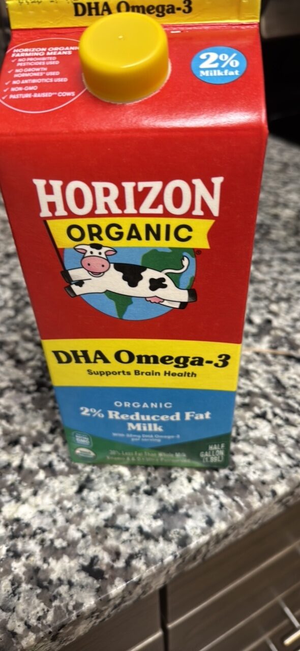 Horizon Organic Milk 2 Percent 32 fl oz — Front view