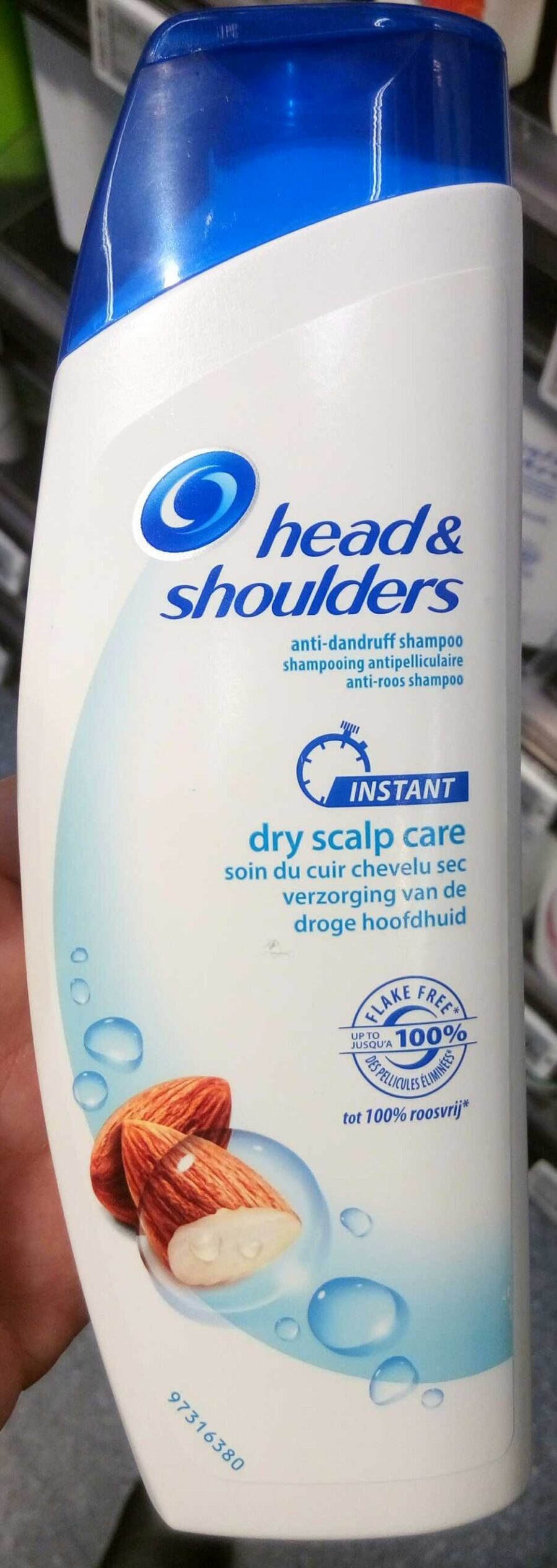 Head & Shoulders Shampoo Dry Scalp Care 21.2 fl oz — Front view