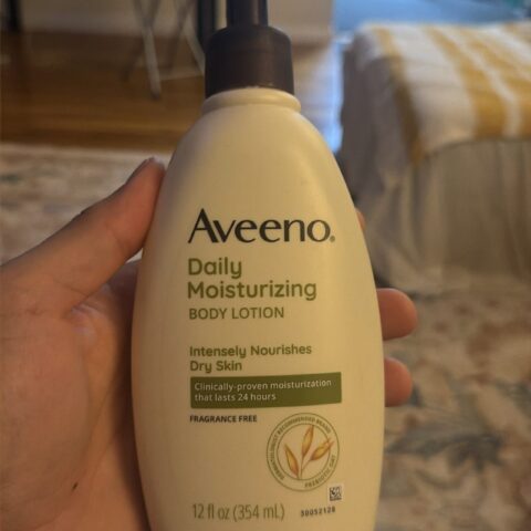 Aveeno Daily Moisturizing Lotion Lavender 18 fl oz — front of pack