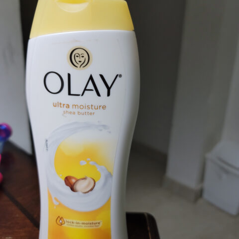 Olay Body Wash Ultra Moisture Shea Butter 33 fl oz — front of pack