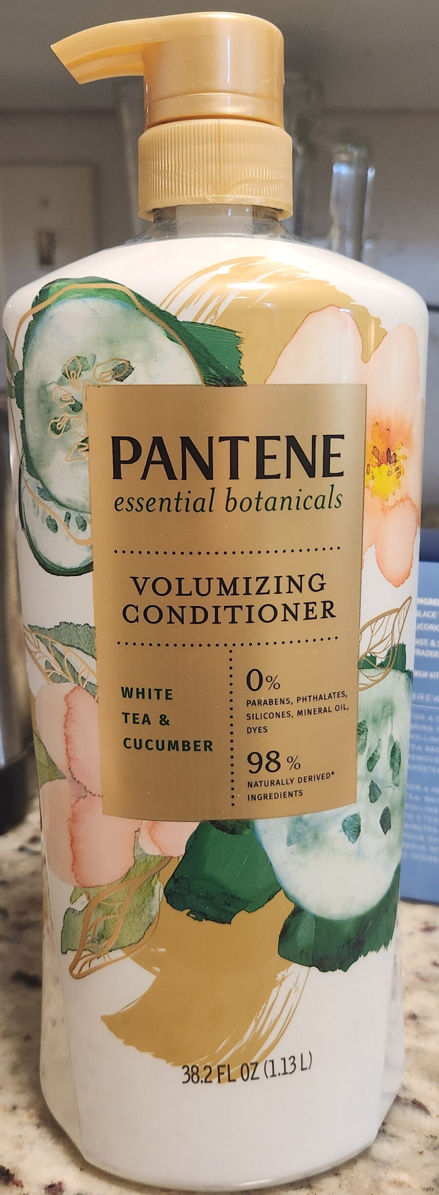 Pantene Conditioner Color Protection 38.2 fl oz — Front view