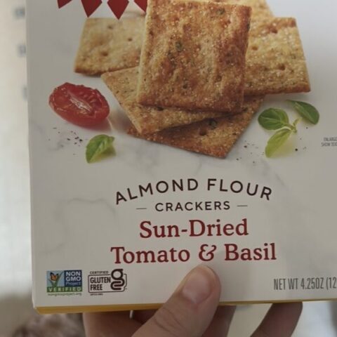 Simple Mills Almond Flour Crackers Sun-Dried Tomato Basil 4.25 oz — front of pack